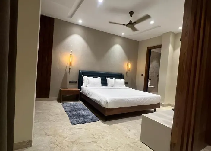 Hotel Abhilasha Pachmarhi \'