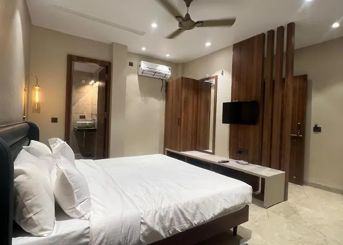 Hotel Abhilasha Pachmarhi \'